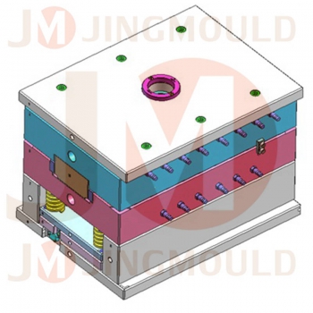 Injection molds in the household goods industry